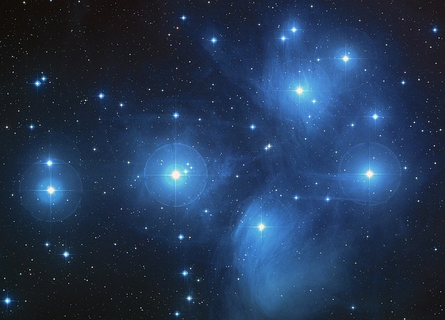 the-pleiades-star-cluster-11637_640.jpg